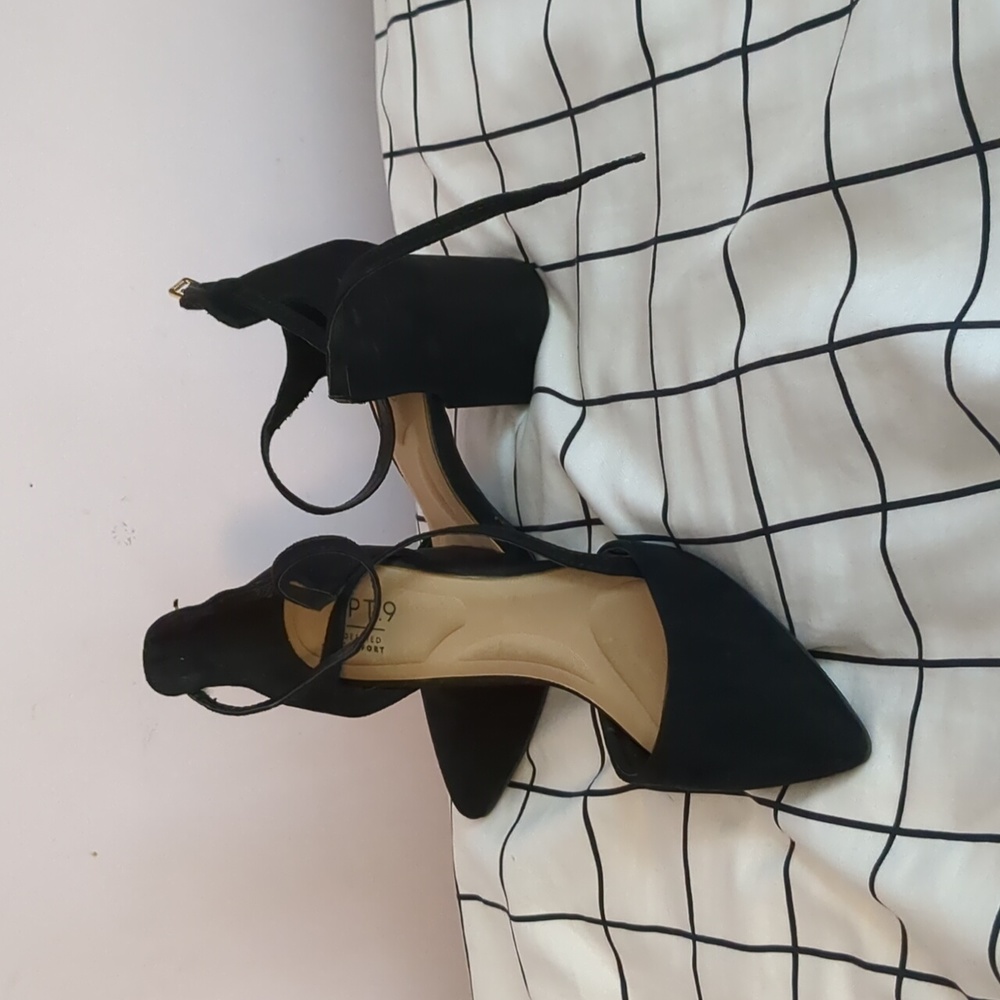 Black heels